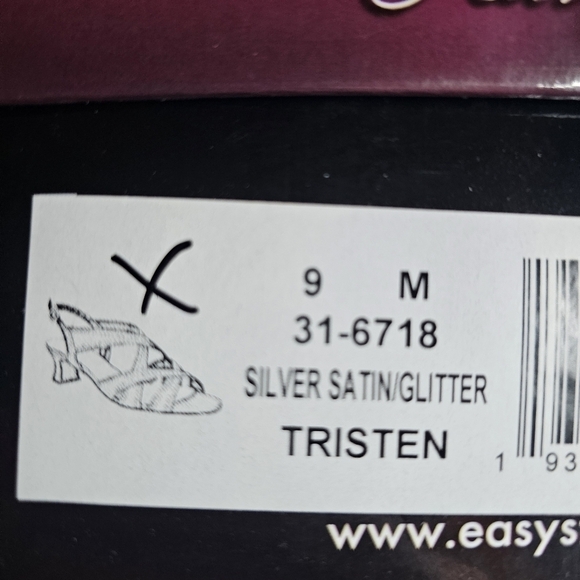 Easy Street Black Lamy Embellished Heeled Sandals Size 9 - Picture 9 of 9